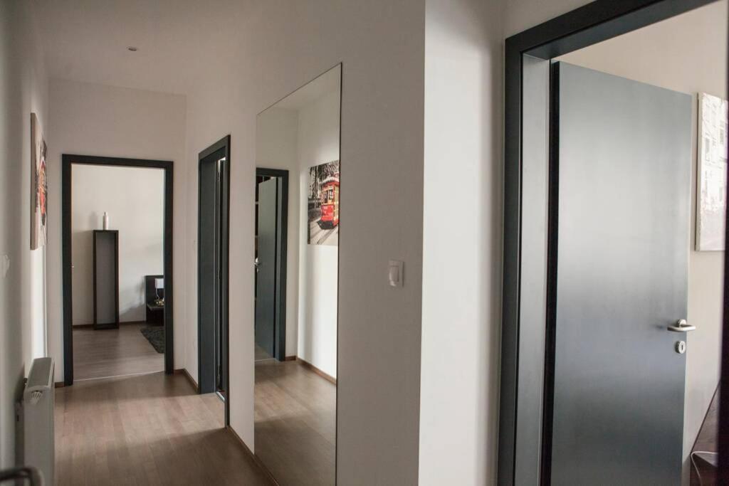 Apartment Downtown Ulloi 3 Budapest Luaran gambar