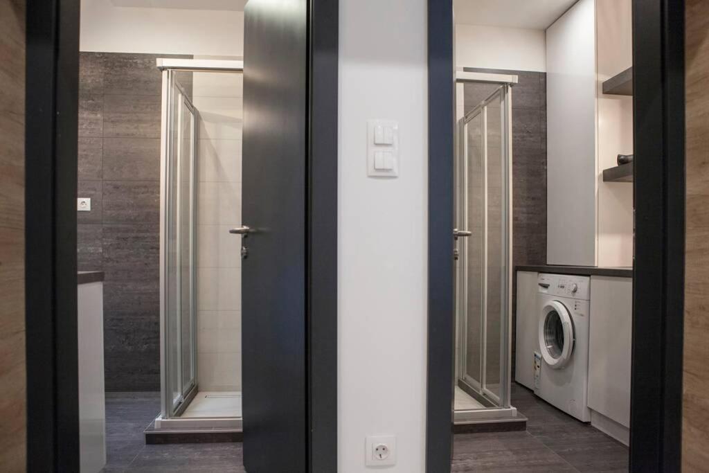 Apartment Downtown Ulloi 3 Budapest Luaran gambar