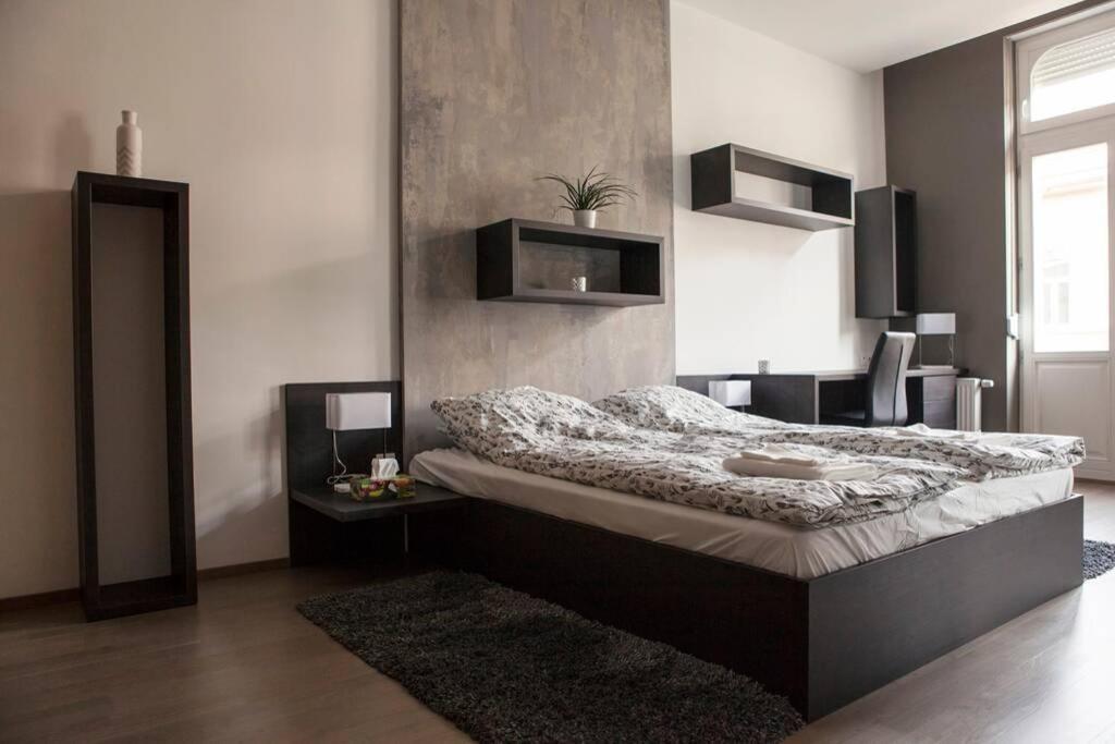 Apartment Downtown Ulloi 3 Budapest Luaran gambar